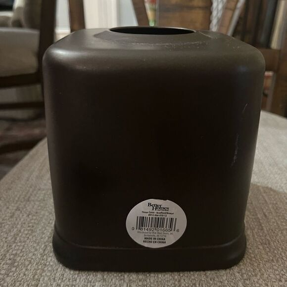 Better Home & Gardens Bradford/bronze tissue box - Picture 1 of 5